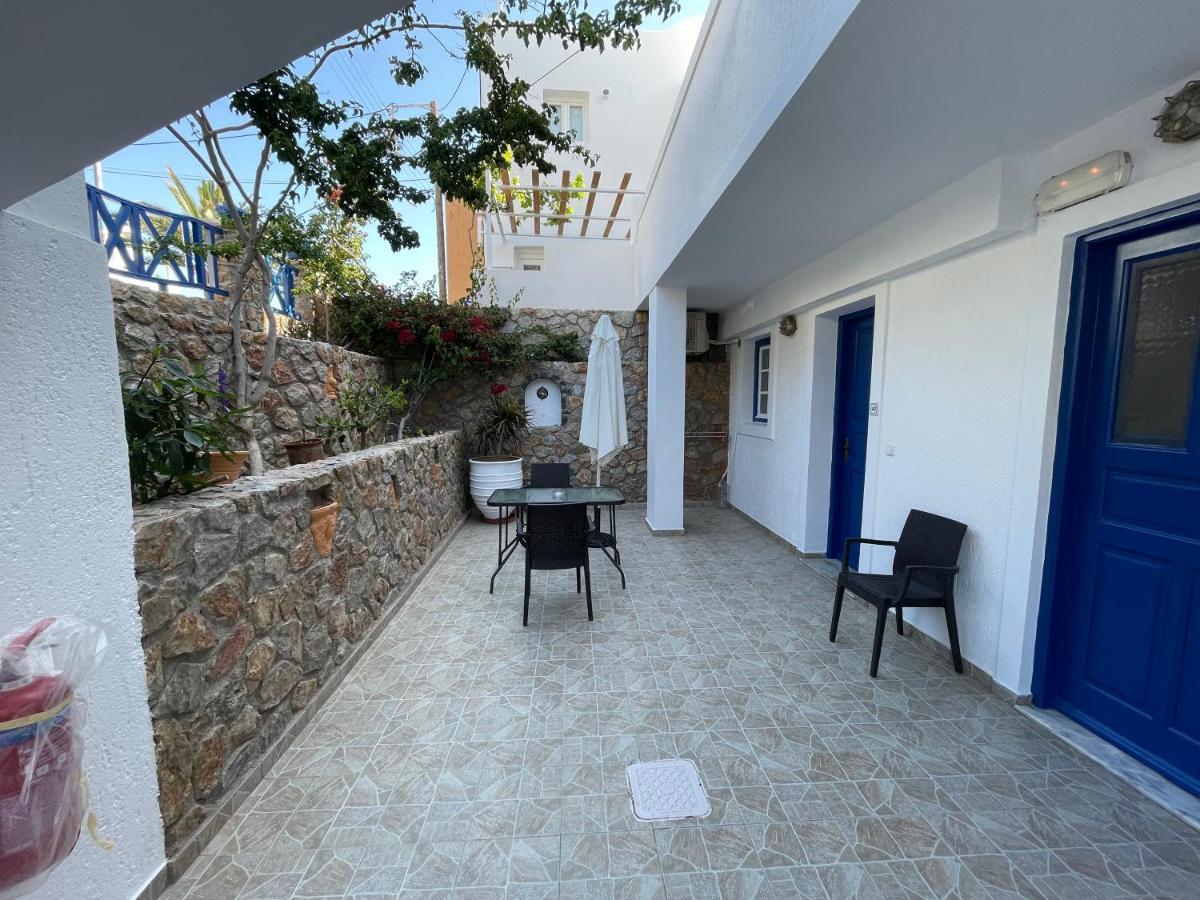 Leonidas Apartments Kamari  Exterior photo